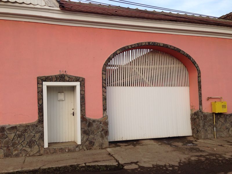 Image 26 of 37  -  84 kB